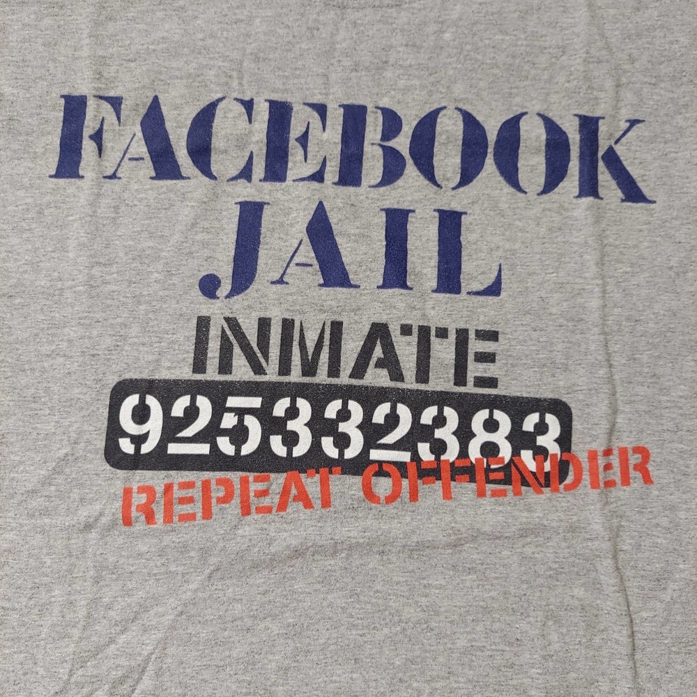 Graphic T-Shirt Mens Large Facebook Jail Inmate Repeat Offender Short Sleeve